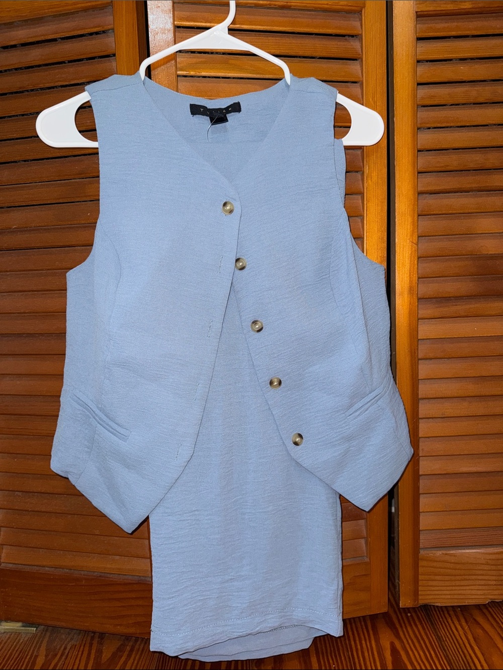 Monteau Light Blue Two-Piece Pantsuit Vest and Skirt Set